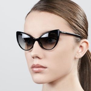 Tom Ford Anastasia cat eye sunglasses